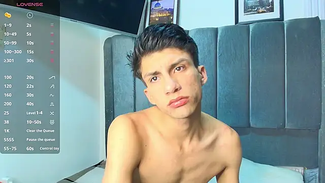 Erick Velveth online show from March 24, 5:51 am