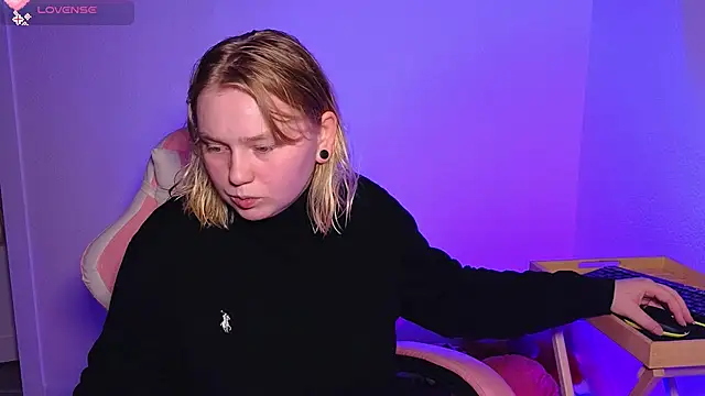 lame cat online show from September 26, 11:22 pm