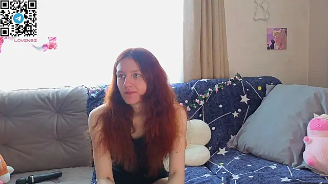 Snapshot of Little_rosy chatting on July 18, 4:43 am Little rosy online show from July 18, 4:43 am