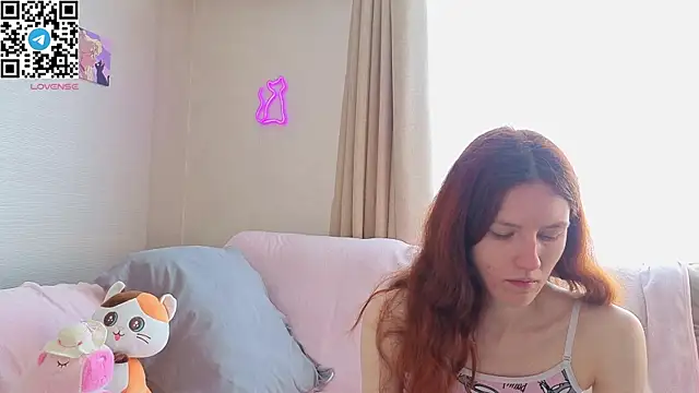 Snapshot of Little_rosy chatting on July 5, 4:19 am Little rosy online show from July 5, 4:19 am