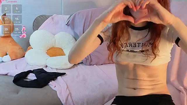 Little rosy online show from February 20, 6:19 am