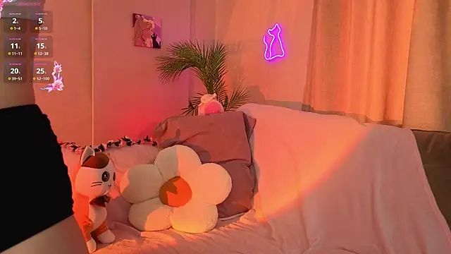 Little rosy online show from April 18, 4:15 am