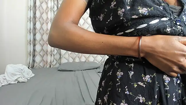 Pretty Ebony Doll online show from April 19, 9:43 am