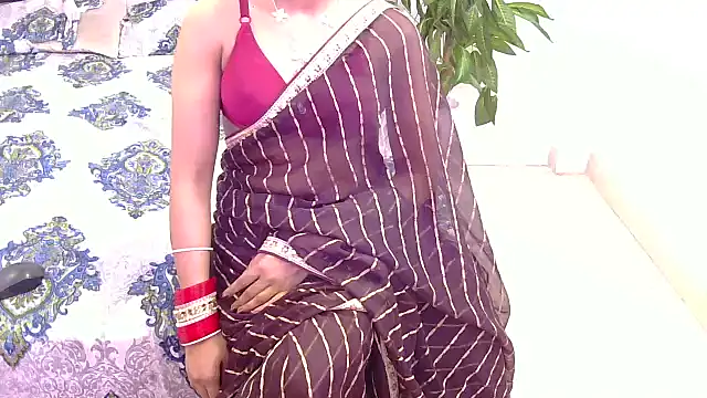 Lovelyy-couple online show from February 11, 9:09 am