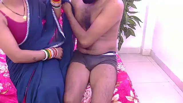 Lovelyy-couple online show from March 18, 5:47 pm