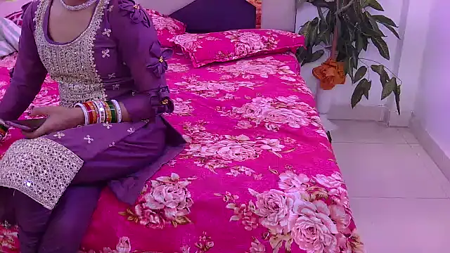 Lovelyy-couple online show from March 22, 4:19 pm