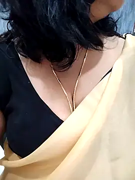 divya-jannu online show from November 10, 5:51 pm