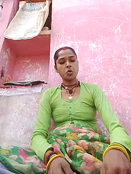 Snapshot of Hot_reshmaji chatting on June 2, 3:17 am Hot reshmaji online show from June 2, 3:17 am
