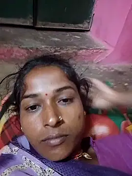 Snapshot of Hot_reshmaji chatting on October 16, 8:17 pm Hot reshmaji online show from October 16, 8:17 pm