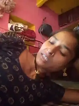 Hot reshmaji online show from June 18, 4:11 am