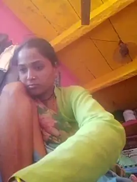 Snapshot of Hot_reshmaji chatting on May 27, 6:21 am Hot reshmaji online show from May 27, 6:21 am