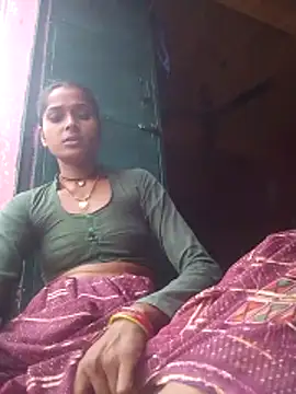 Snapshot of Hot_reshmaji chatting on May 2, 8:52 am Hot reshmaji online show from May 2, 8:52 am