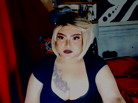 Snapshot of misstresbigcockXXp chatting on September 20, 7:57 am misstresbigcockXXp online show from September 20, 7:57 am