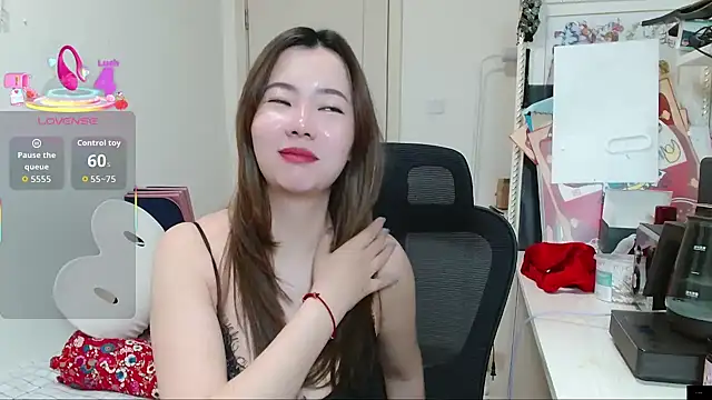 sallycui online show from April 2, 12:18 am