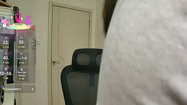 sallycui online show from November 21, 11:26 pm