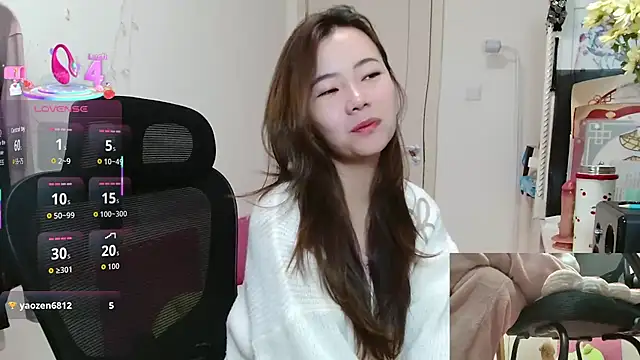 sallycui online show from November 26, 11:49 pm