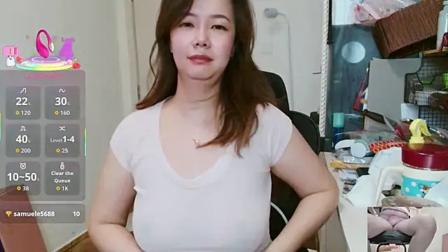 sallycui online show from July 13, 10:20 pm