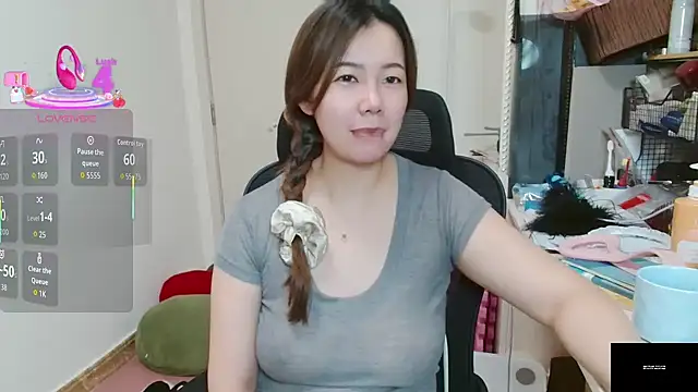 sallycui online show from May 26, 11:03 pm