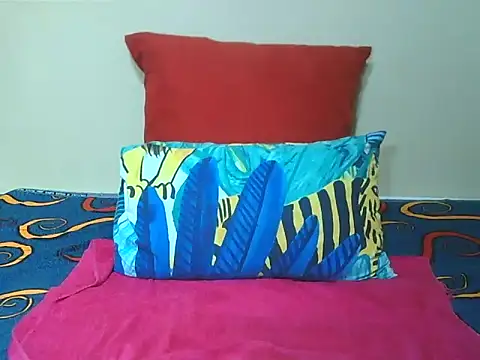 GAIGANTICBOOBS online show from November 14, 4:49 am