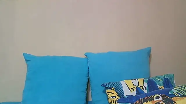 GAIGANTICBOOBS online show from April 4, 2:51 am