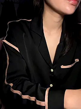 Erinakute online show from November 27, 4:35 am