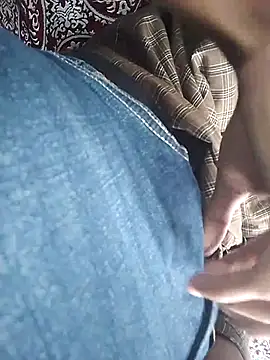 crish09 online show from October 29, 4:22 am