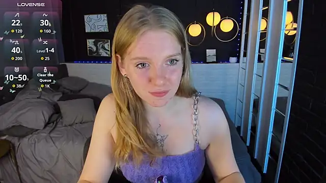 Snapshot of Layla_Glam chatting on September 21, 1:38 pm Layla Glam online show from September 21, 1:38 pm