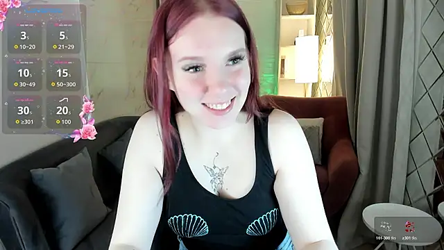 Layla Glam online show from March 18, 1:35 pm