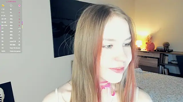 MaliaBourraine online show from January 11, 7:04 am