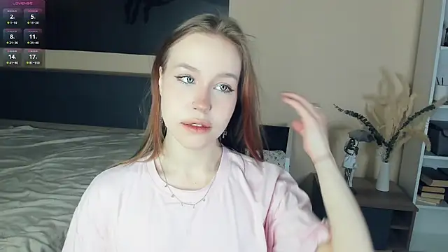 MaliaBourraine online show from February 15, 7:09 am