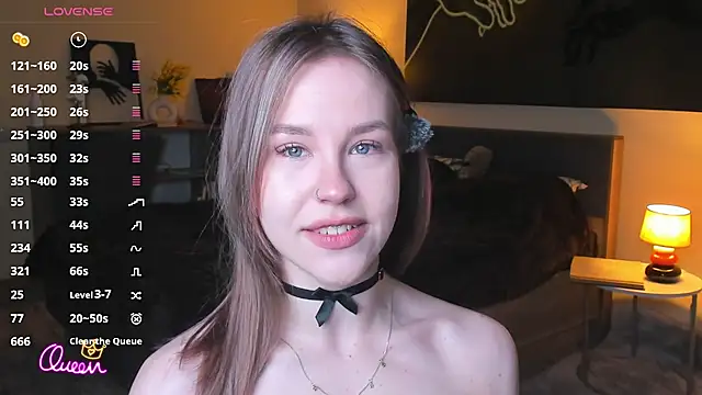 Snapshot of MaliaBourraine chatting on June 27, 7:25 am MaliaBourraine online show from June 27, 7:25 am