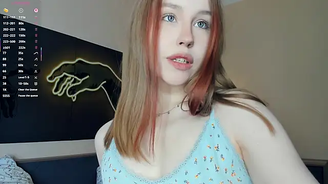 MaliaBourraine online show from January 9, 7:04 am