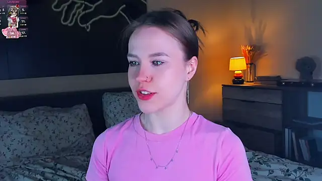 MaliaBourraine online show from March 13, 7:02 am