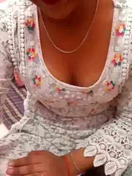 pari rani7 online show from February 11, 3:50 am