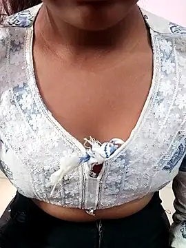 pari rani7 online show from November 29, 4:12 am