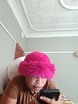 BubblyBeautiful online show from July 25, 12:55 pm