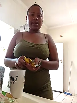 BubblyBeautiful online show from November 22, 10:47 am