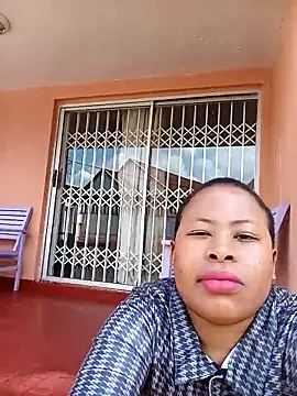 BubblyBeautiful online show from November 12, 11:47 am