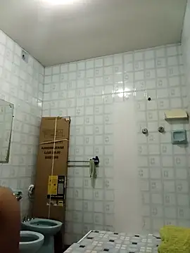 BubblyBeautiful online show from November 2, 9:20 pm