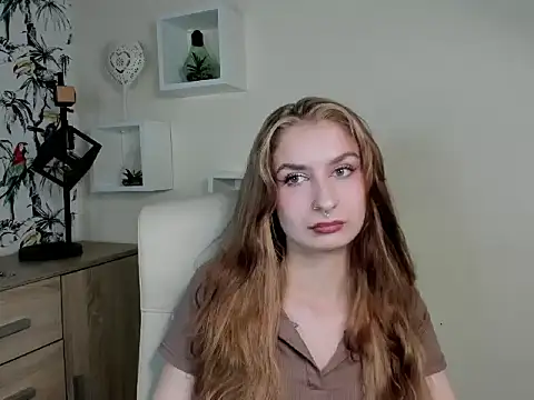 Snapshot of NinaBlond1 chatting on September 25, 6:08 am NinaBlond1 online show from September 25, 6:08 am