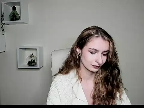 NinaBlond1 online show from October 27, 6:47 am