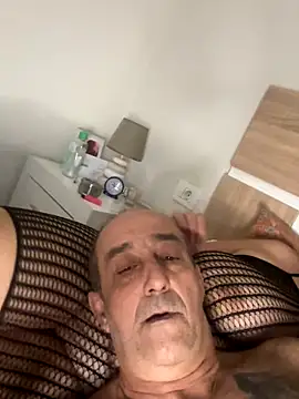 Snapshot of VyC7564 chatting on October 24, 8:57 am VyC7564 online show from October 24, 8:57 am