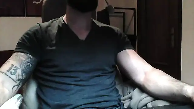 yourfantasy777 online show from May 9, 12:36 am