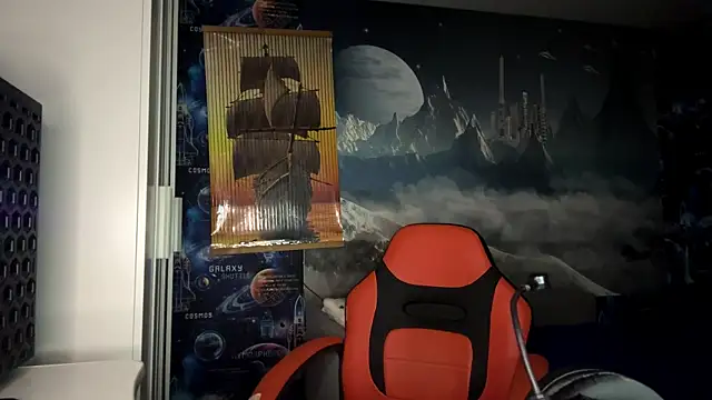 Snapshot of Elira_Breeze chatting on November 13, 12:31 pm Elira Breeze online show from November 13, 12:31 pm