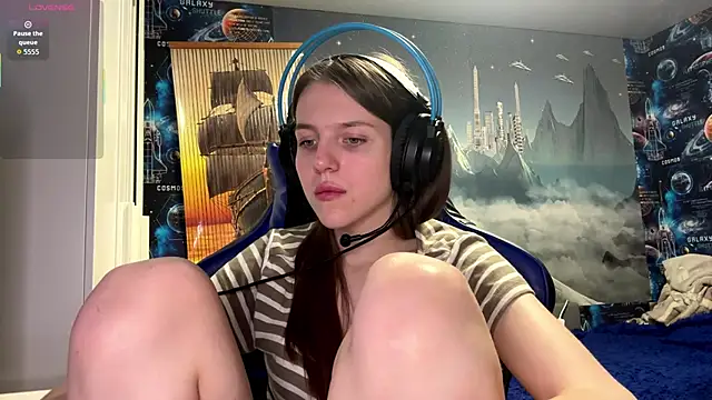 Elira Breeze online show from February 26, 2:50 pm