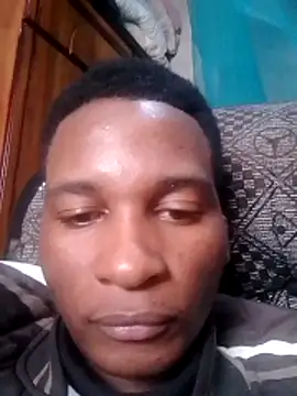 Snapshot of sparrowzy chatting on November 8, 9:02 am sparrowzy online show from November 8, 9:02 am