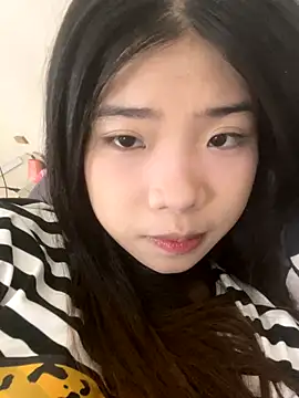 Snapshot of -Tania- chatting on December 15, 1:11 am -Tania- online show from December 15, 1:11 am