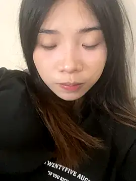 Snapshot of -Tania- chatting on October 3, 9:33 am -Tania- online show from October 3, 9:33 am