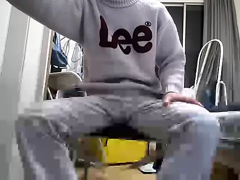 leeyoung  online show from November 18, 2:20 pm