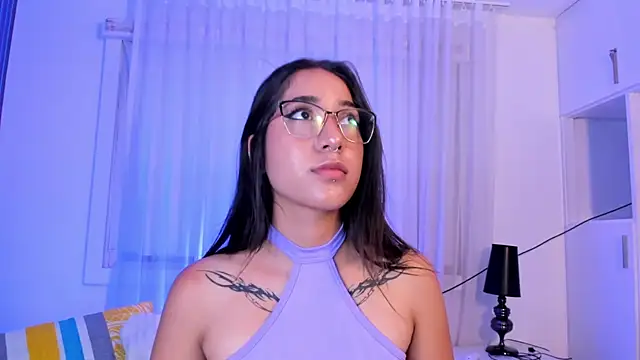 LiaaTurner online show from October 1, 8:57 pm